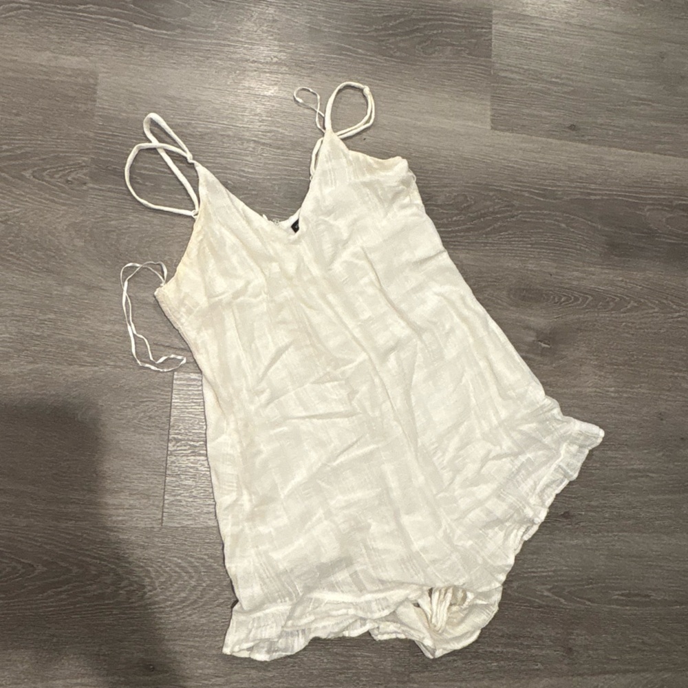 Kendall & Kylie White Sleeveless Tie-strap Coverup